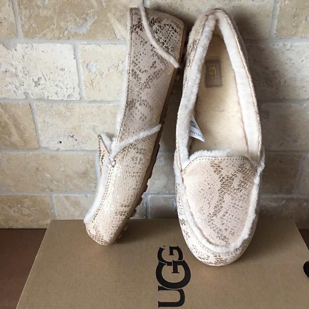 UGG Slippers Loafers Moccasins Flats
